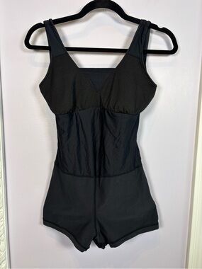 lululemon athletica Black Athletic Romper Jumpsuit Open Back Size 6